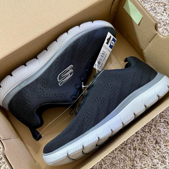 NEW Skechers Men's Summit Memory Foam Sneakers Shoes Black, Size 9 (New in Box) - Picture 5 of 12
